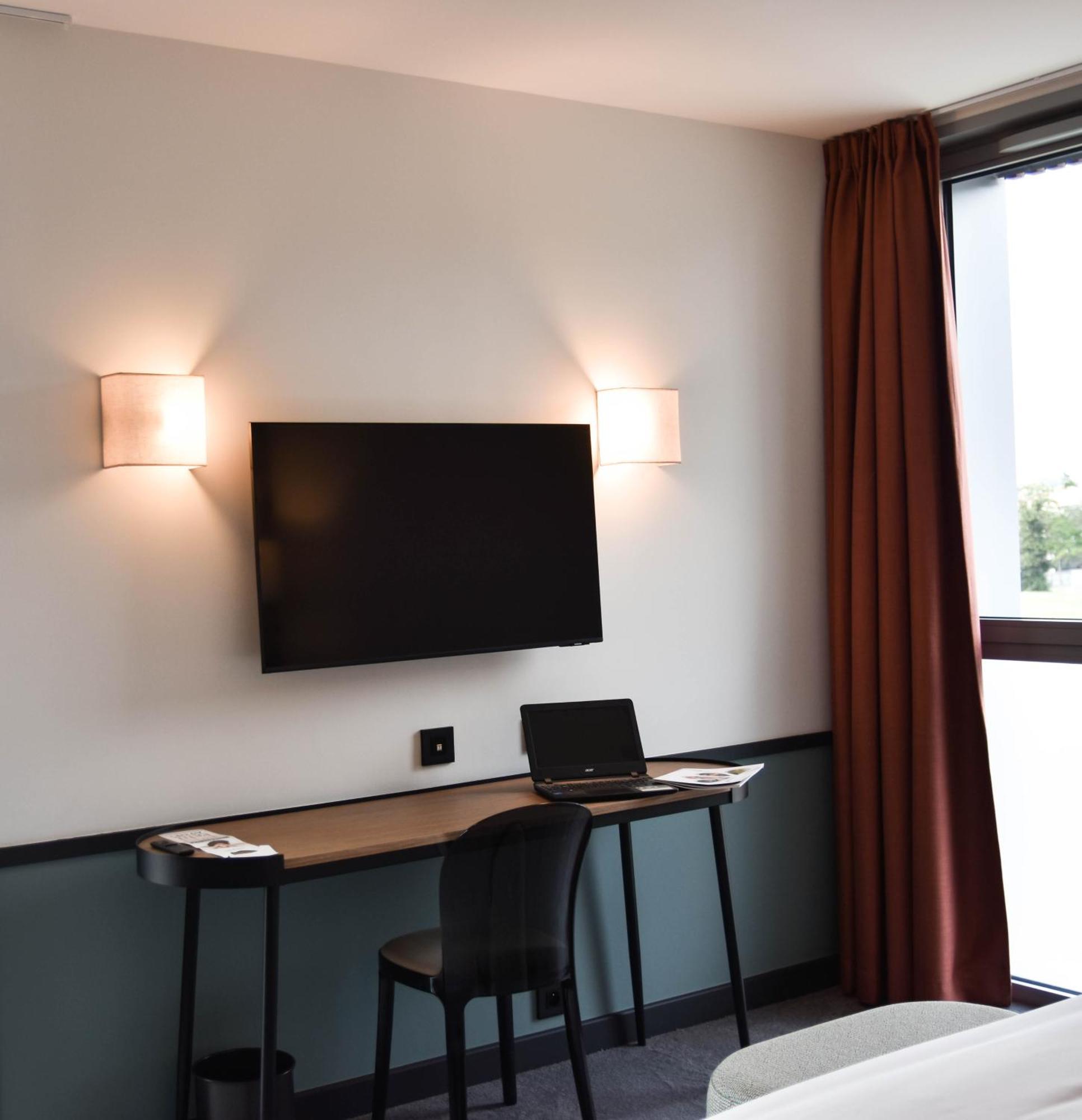 Mercure Le Mans Batignolles Exterior photo
