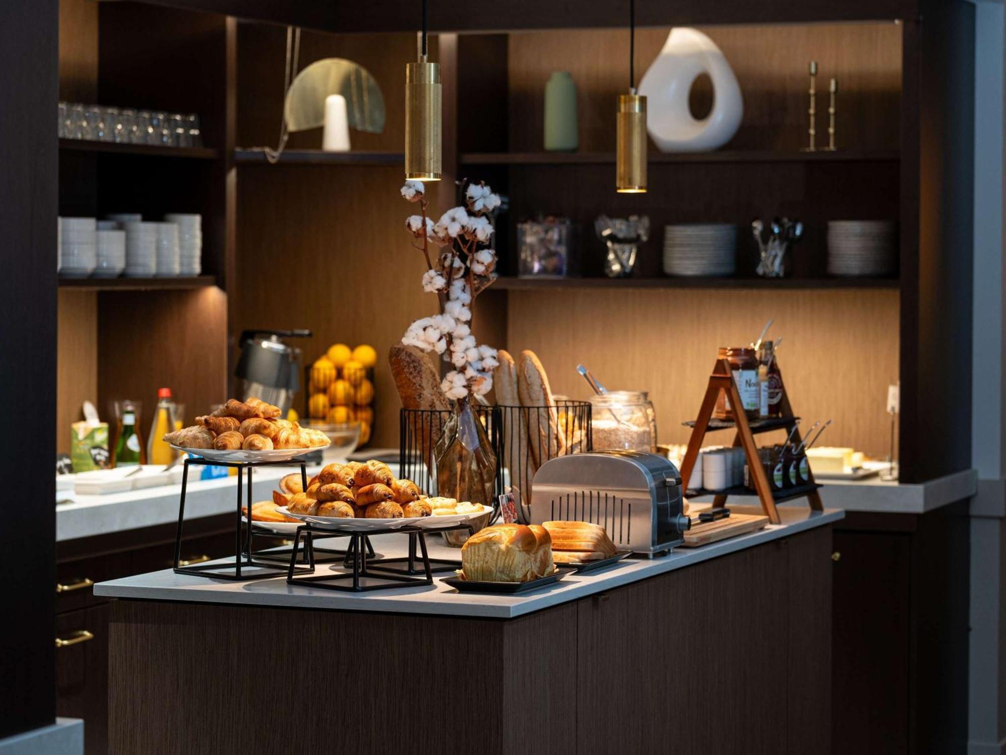 Mercure Le Mans Batignolles Exterior photo